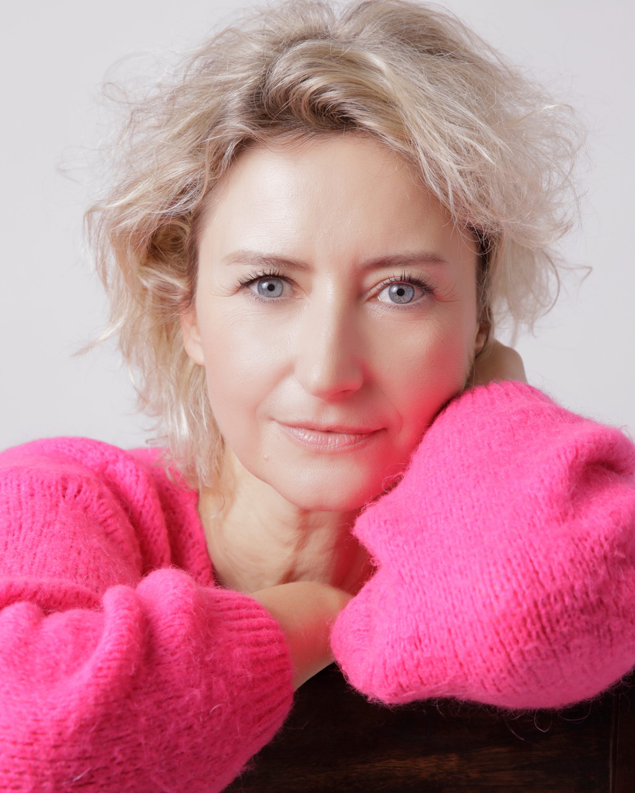 Caroline Klaus Book Comédienne-Chanteuse, Photographe Mathieu Baumer, Make up Axelle Dersin